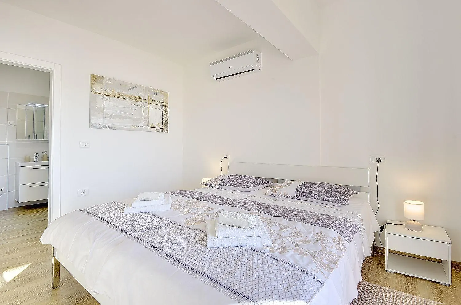 Tatil Evi Villa Mit Privatem Pool, Spielplatz, Wlan, Klima, Bbq Pula