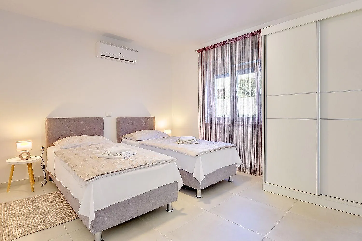 Tatil Evi Villa Mit Privatem Pool, Spielplatz, Wlan, Klima, Bbq Pula